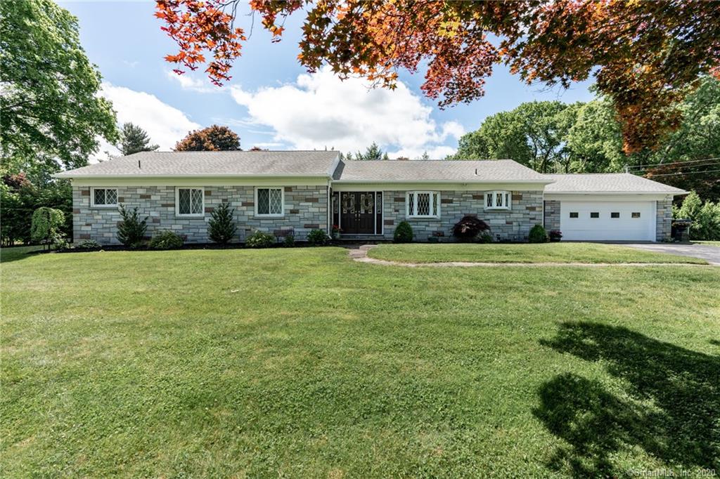 155 Curtis Road Middlebury CT 06762