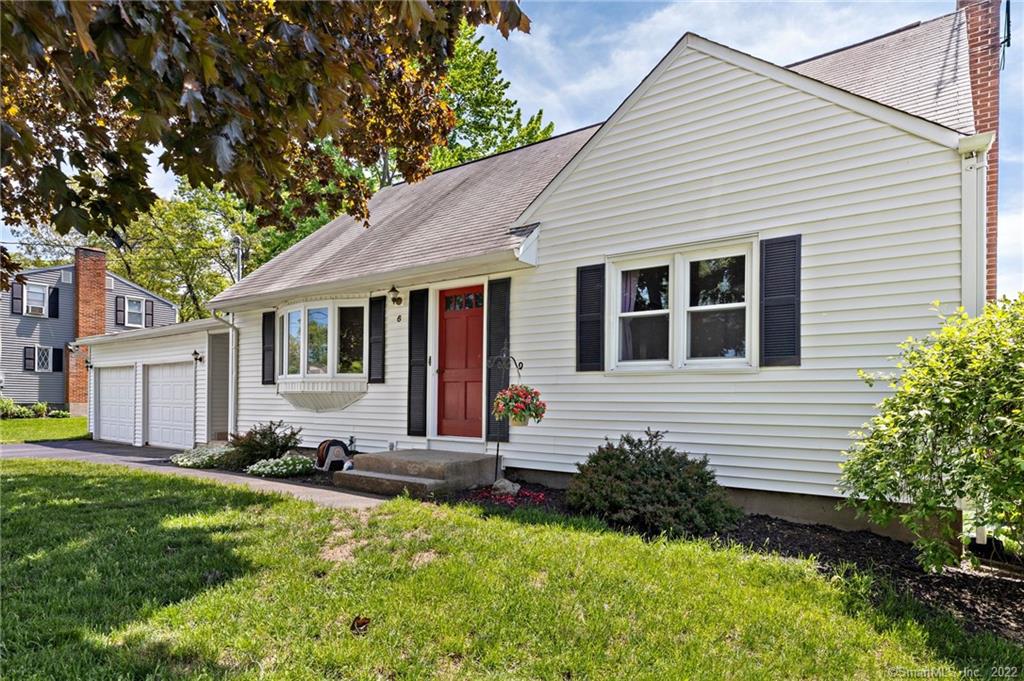 6 Iroquois Road Enfield CT 06082