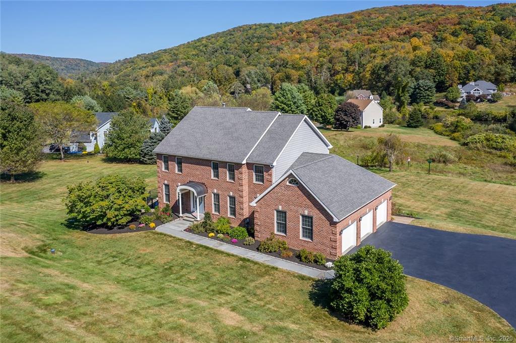 3 Jeremy Drive New Fairfield CT 06812
