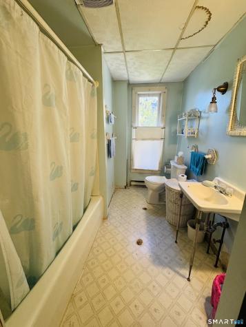 32 Babcock Avenue Plainfield CT 06374