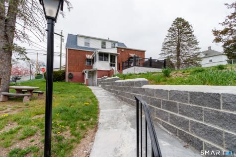 236 Hall Avenue Wallingford CT 06492