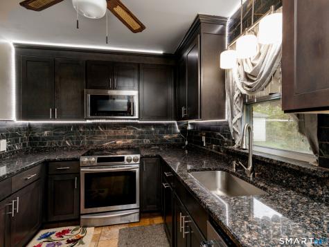 236 Hall Avenue Wallingford CT 06492