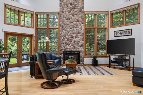 10 Ricky Lane Preston CT 06365