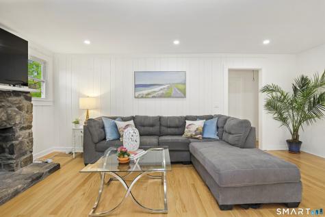 318 Mountain Road Ridgefield CT 06877
