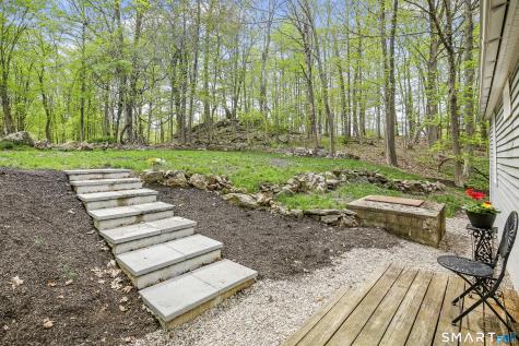 318 Mountain Road Ridgefield CT 06877