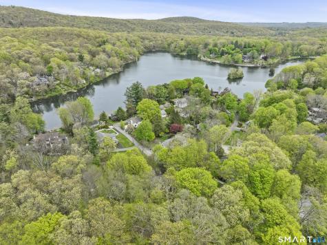 318 Mountain Road Ridgefield CT 06877