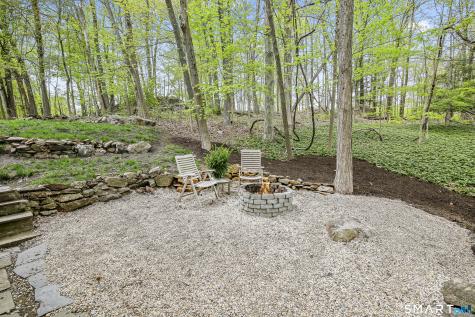 318 Mountain Road Ridgefield CT 06877