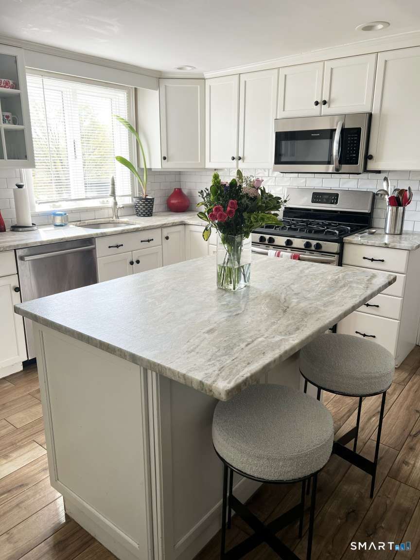268 Ridgewood Road West Hartford CT 06107
