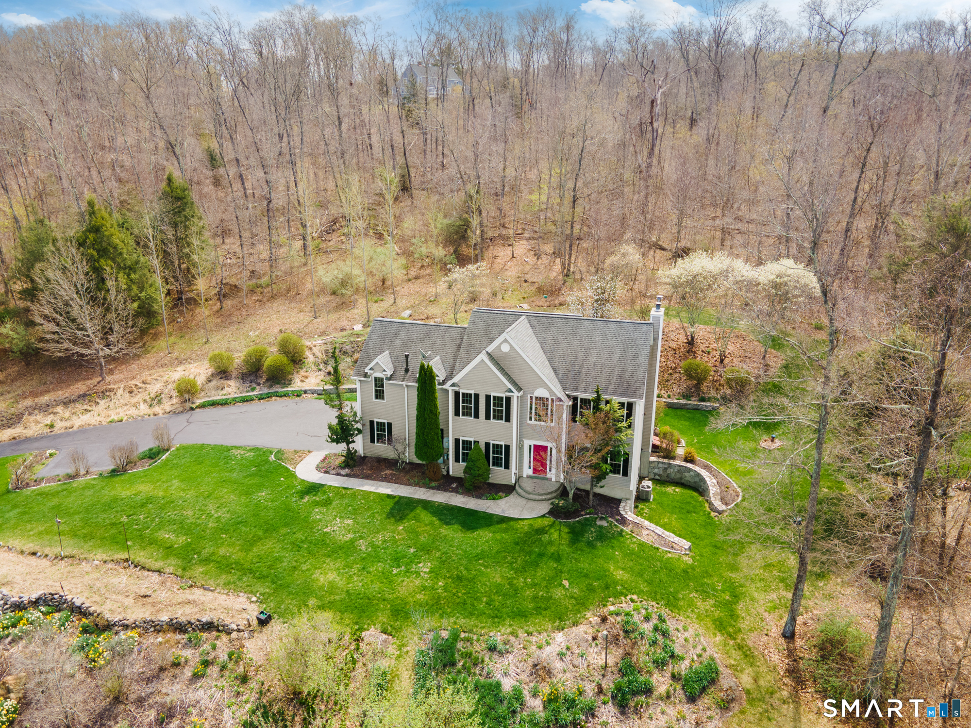 83 Valley Stream Lane Southbury CT 06488