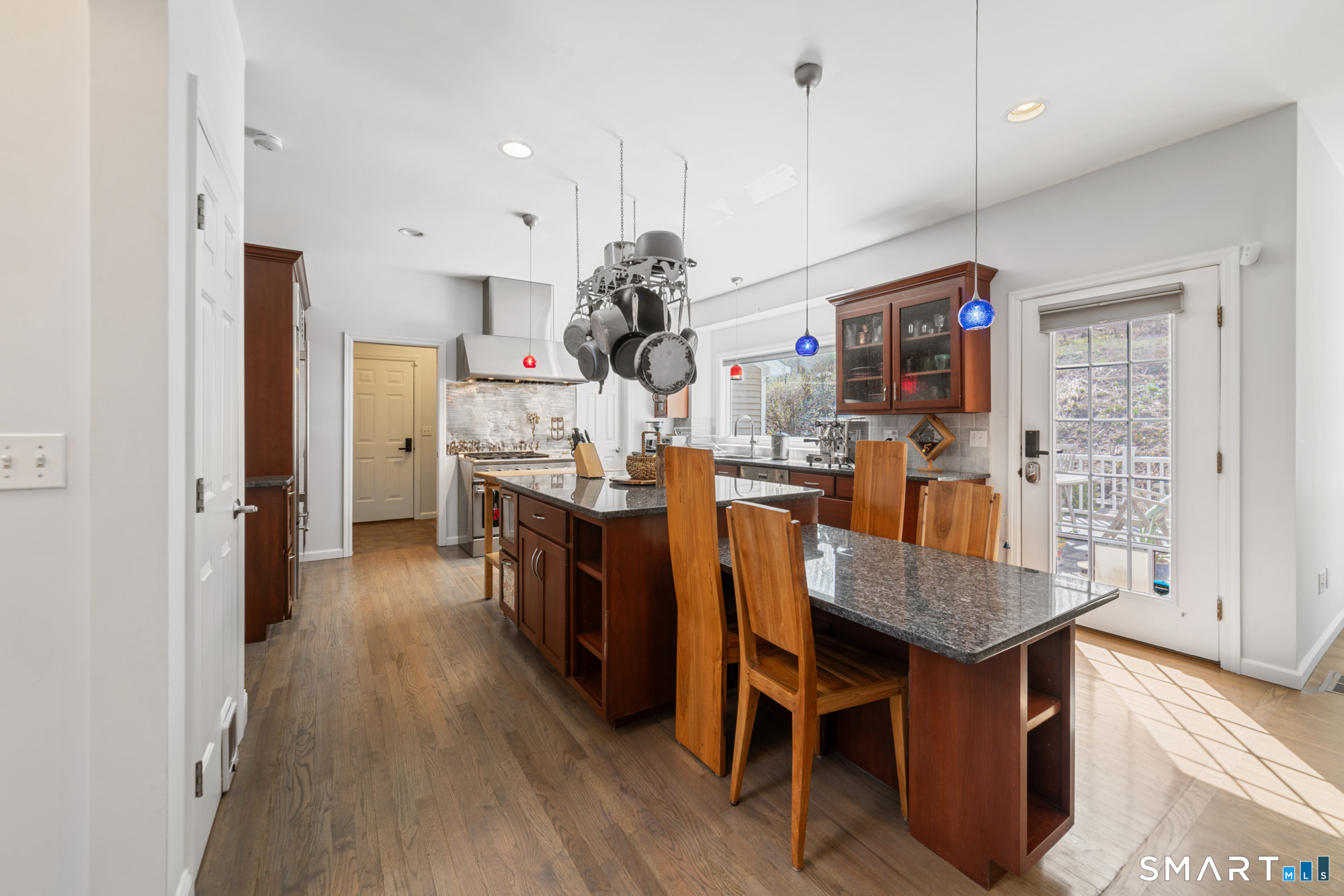 83 Valley Stream Lane Southbury CT 06488
