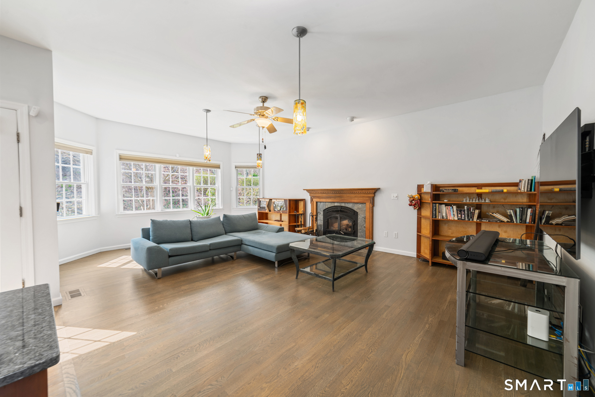 83 Valley Stream Lane Southbury CT 06488