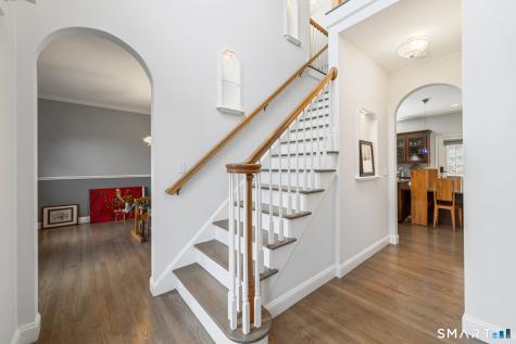 83 Valley Stream Lane Southbury CT 06488
