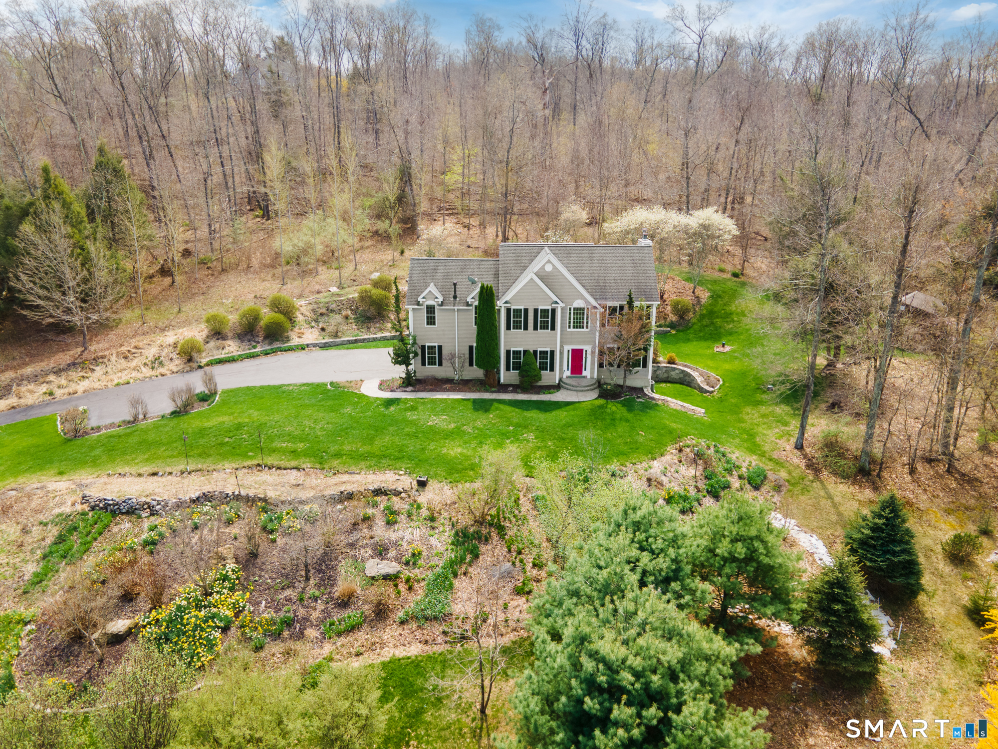 83 Valley Stream Lane Southbury CT 06488