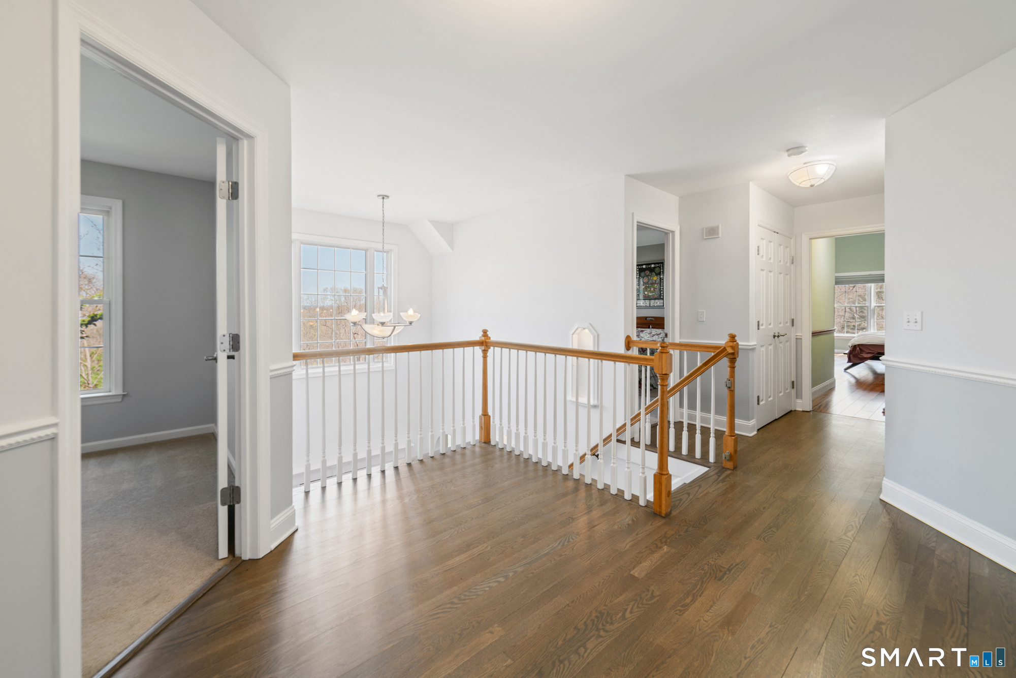 83 Valley Stream Lane Southbury CT 06488