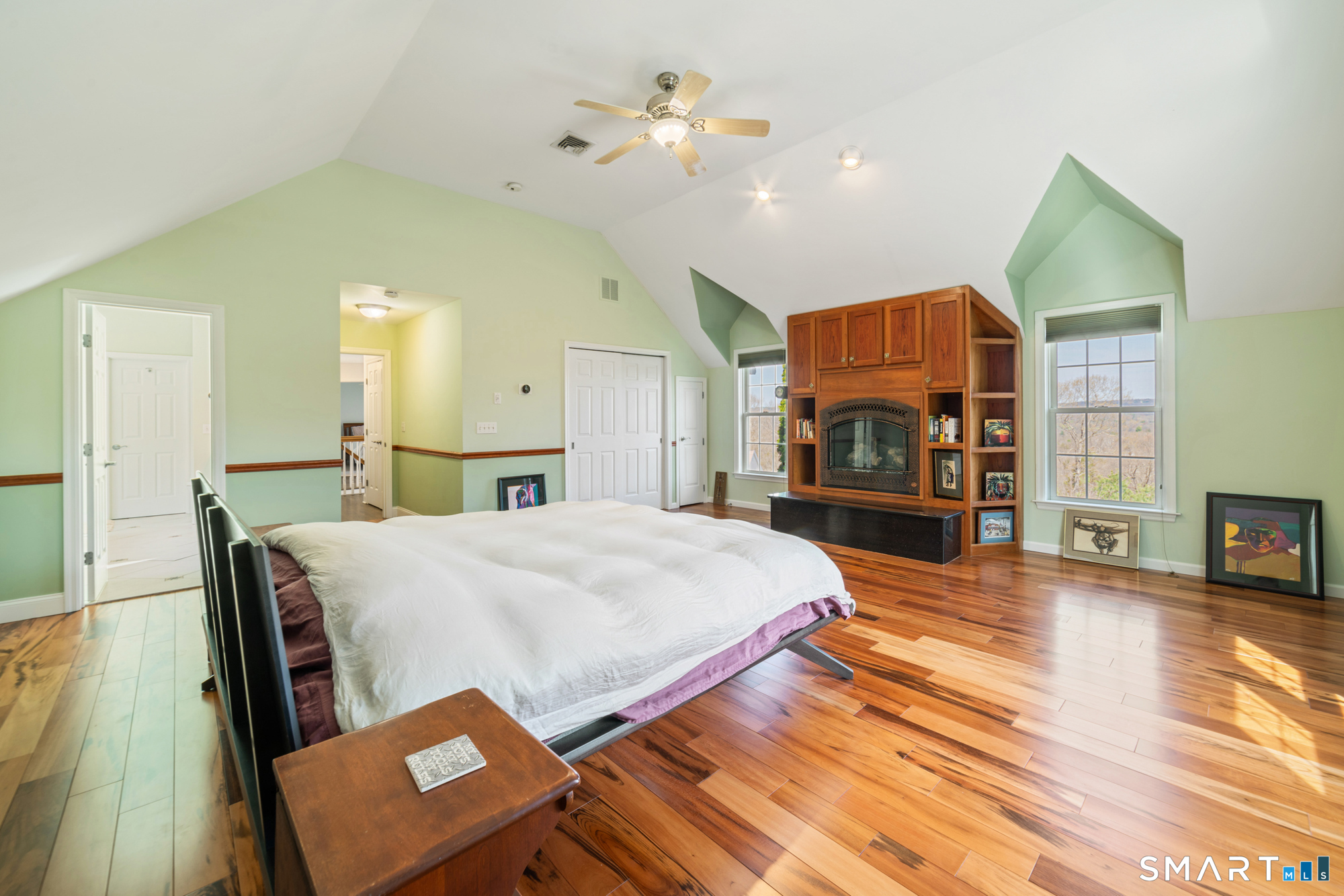 83 Valley Stream Lane Southbury CT 06488