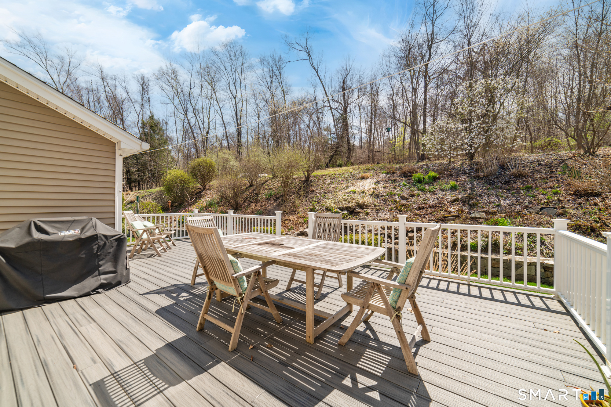 83 Valley Stream Lane Southbury CT 06488