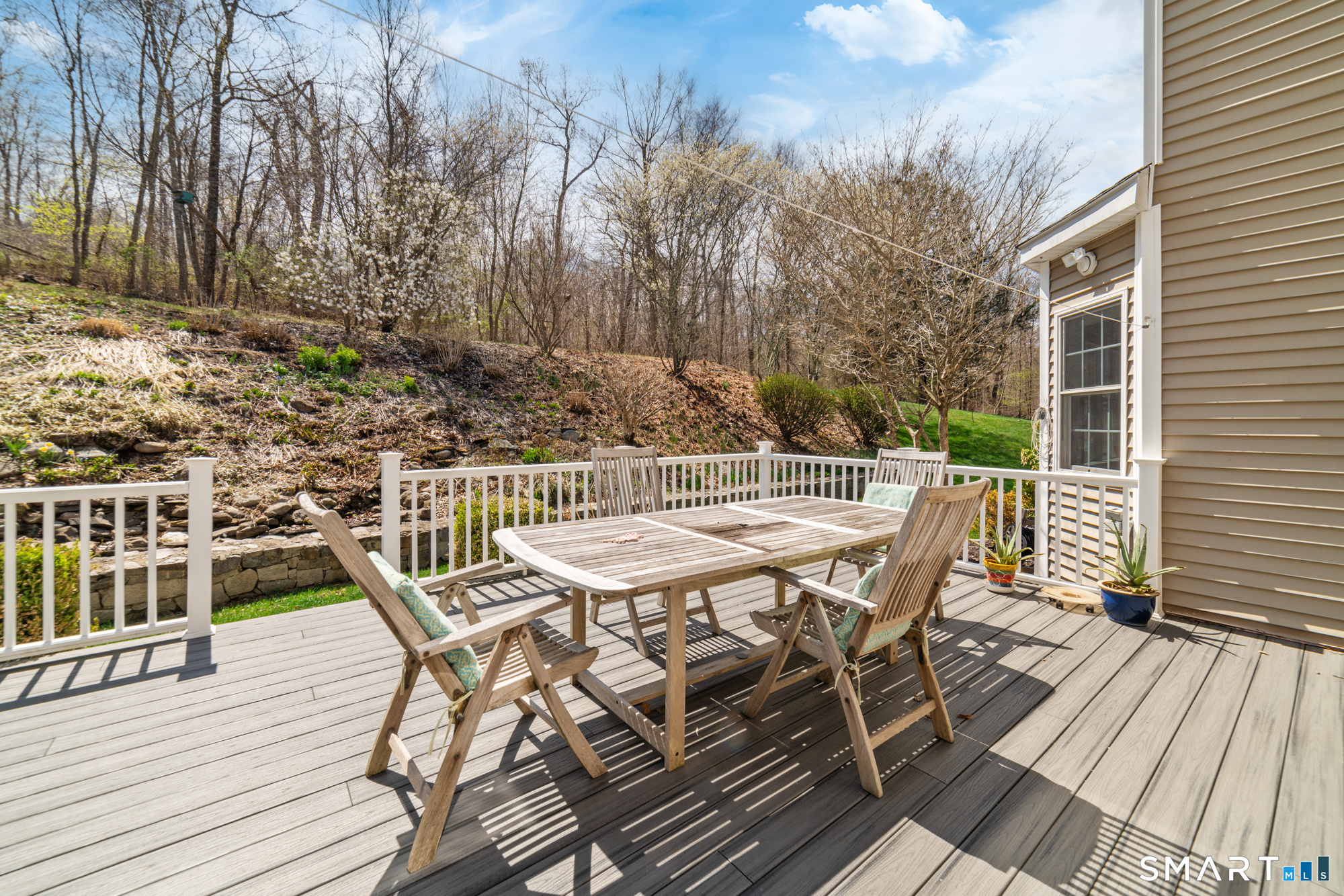 83 Valley Stream Lane Southbury CT 06488