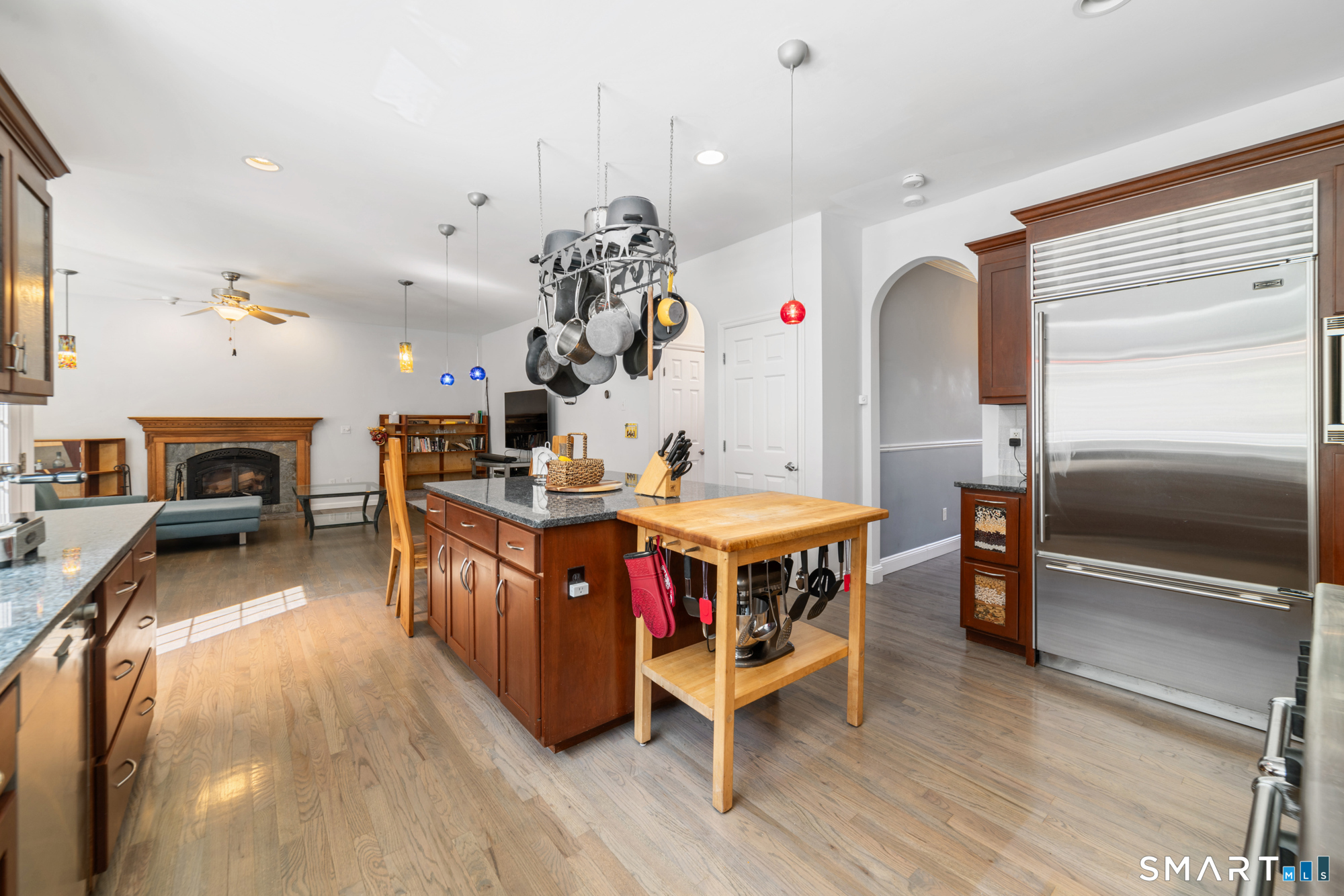83 Valley Stream Lane Southbury CT 06488