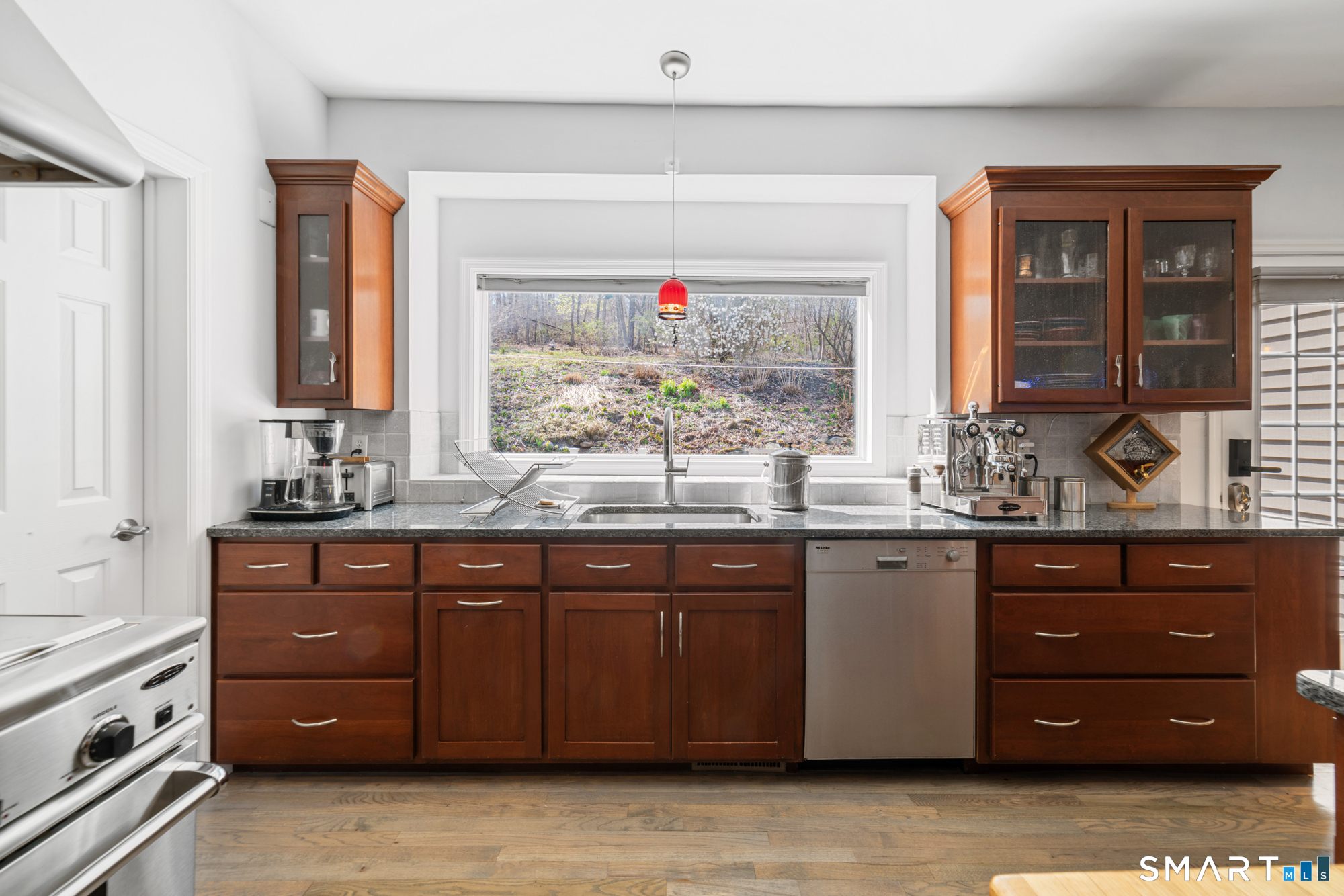 83 Valley Stream Lane Southbury CT 06488