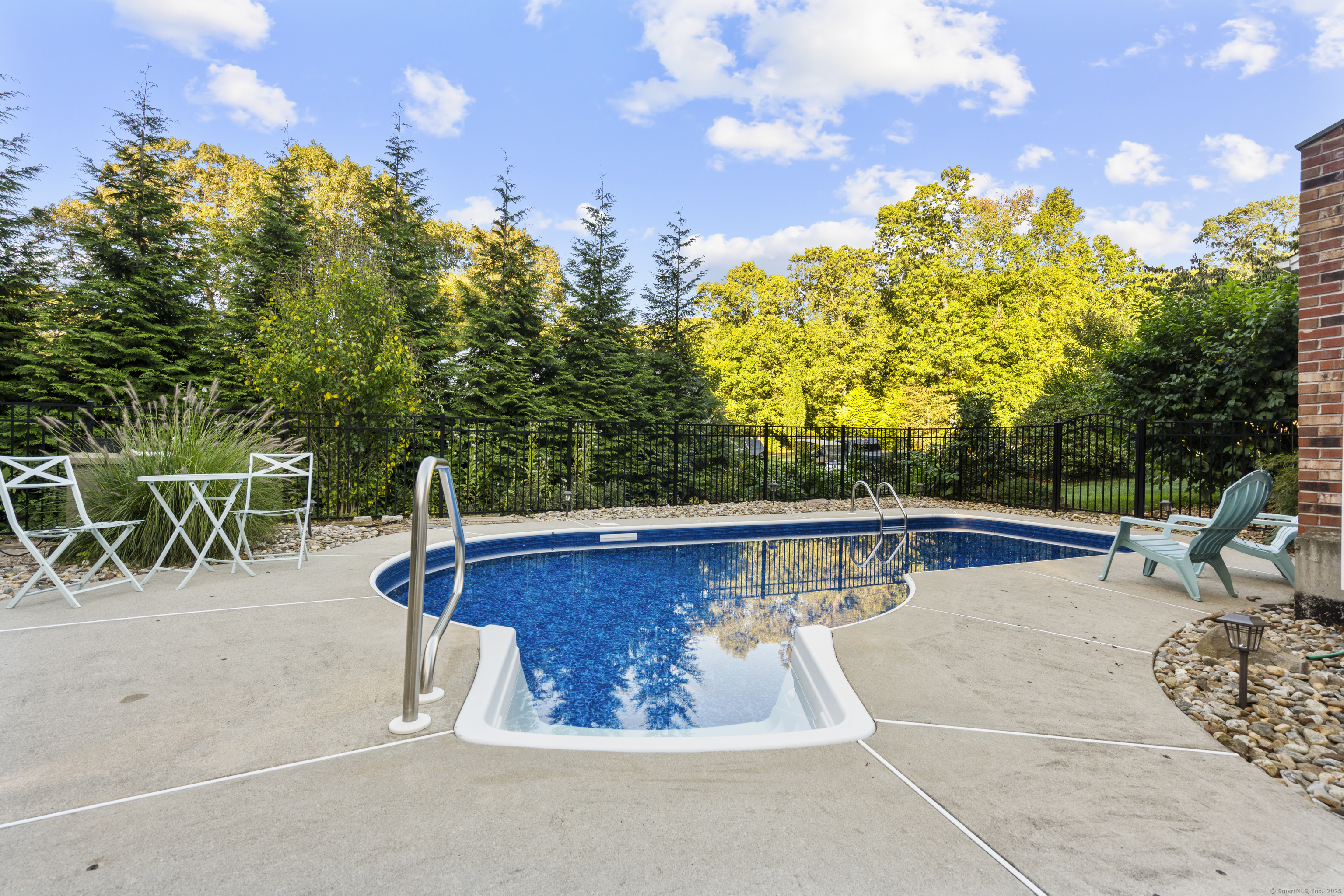 51 Country Club Road Bolton CT 06043