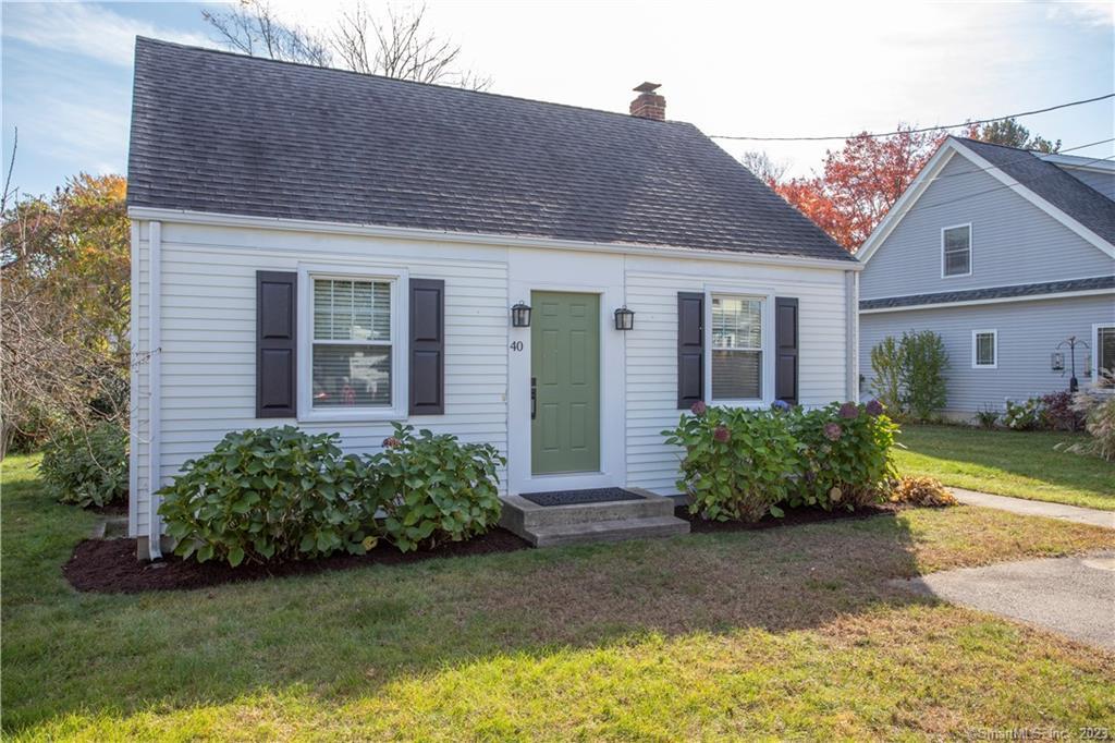 40 Elmwood Street Old Saybrook CT 06475