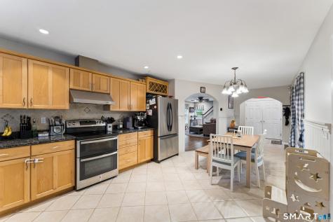 72 Alpine Drive Newtown CT 06482