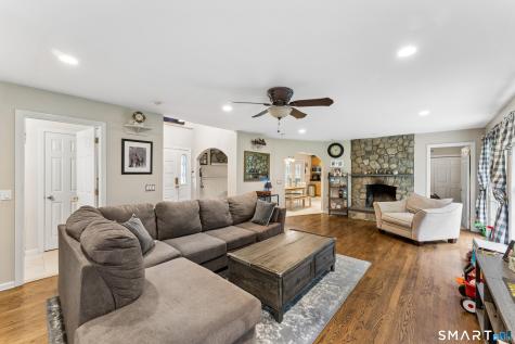 72 Alpine Drive Newtown CT 06482