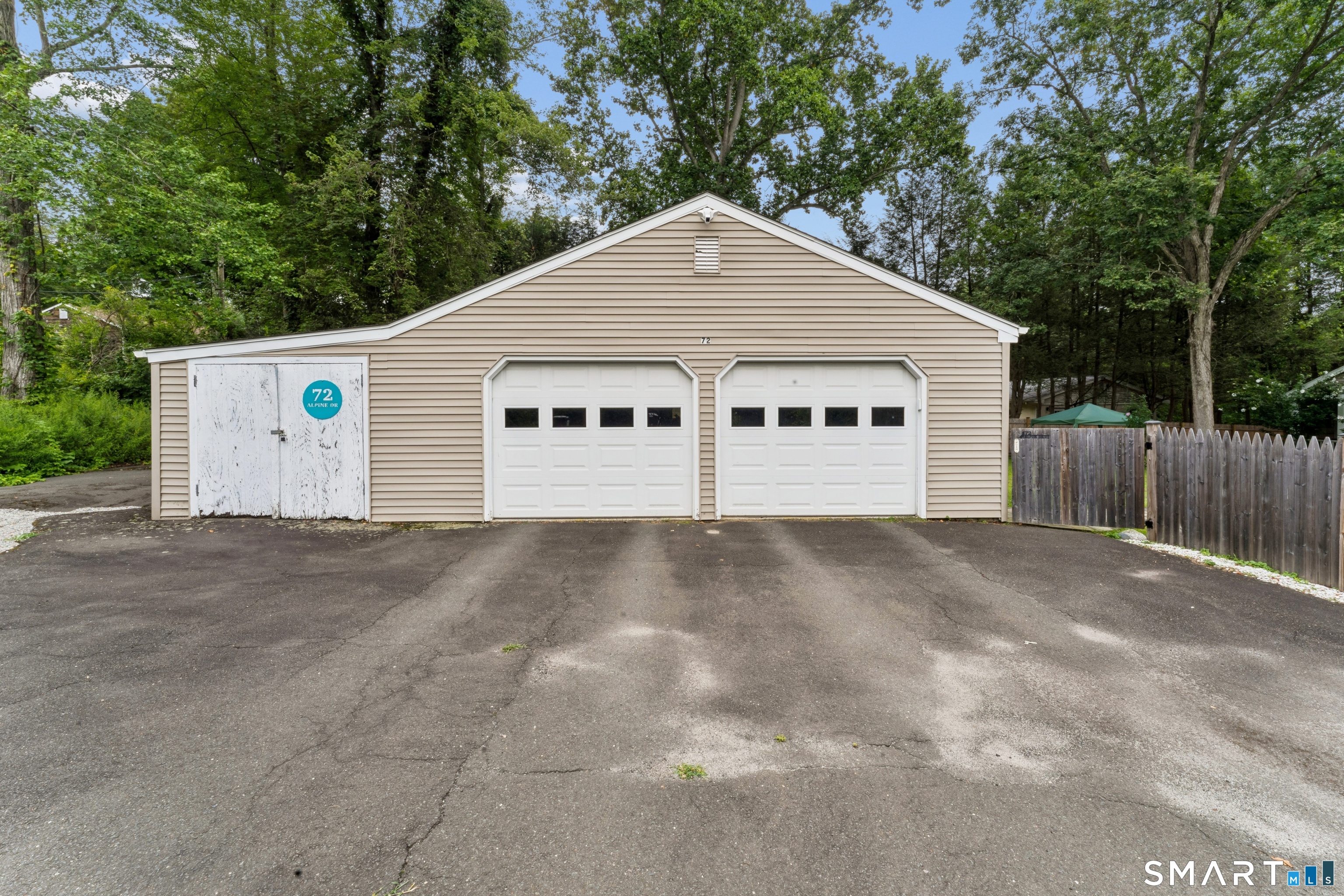 72 Alpine Drive Newtown CT 06482