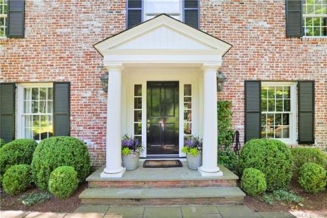 40 Husted Lane Greenwich CT 06830