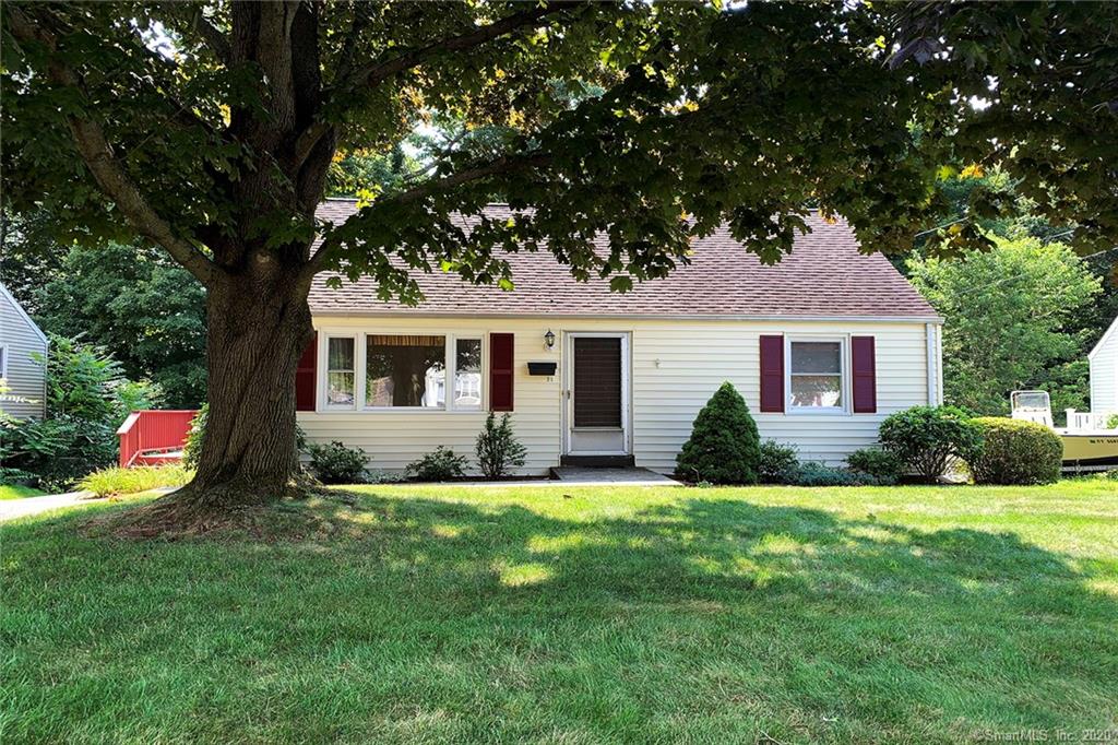 21 Lakeside Road Milford CT 06460