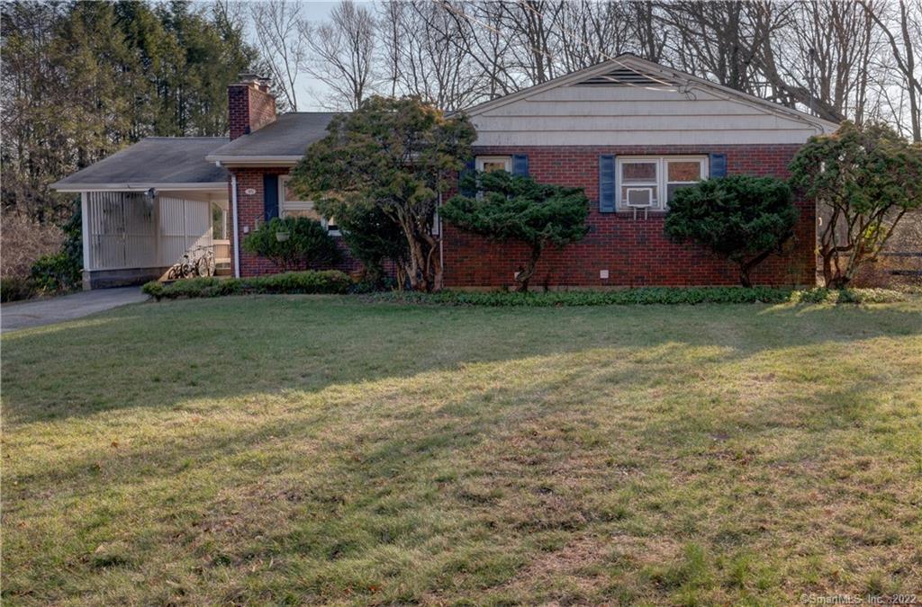 35 Birchwood Heights Mansfield CT 06268