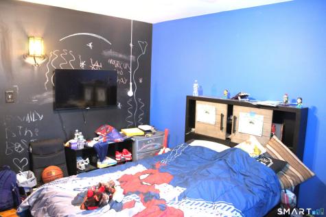 212 Lake Avenue Bristol CT 06010