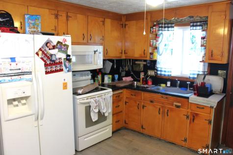 212 Lake Avenue Bristol CT 06010