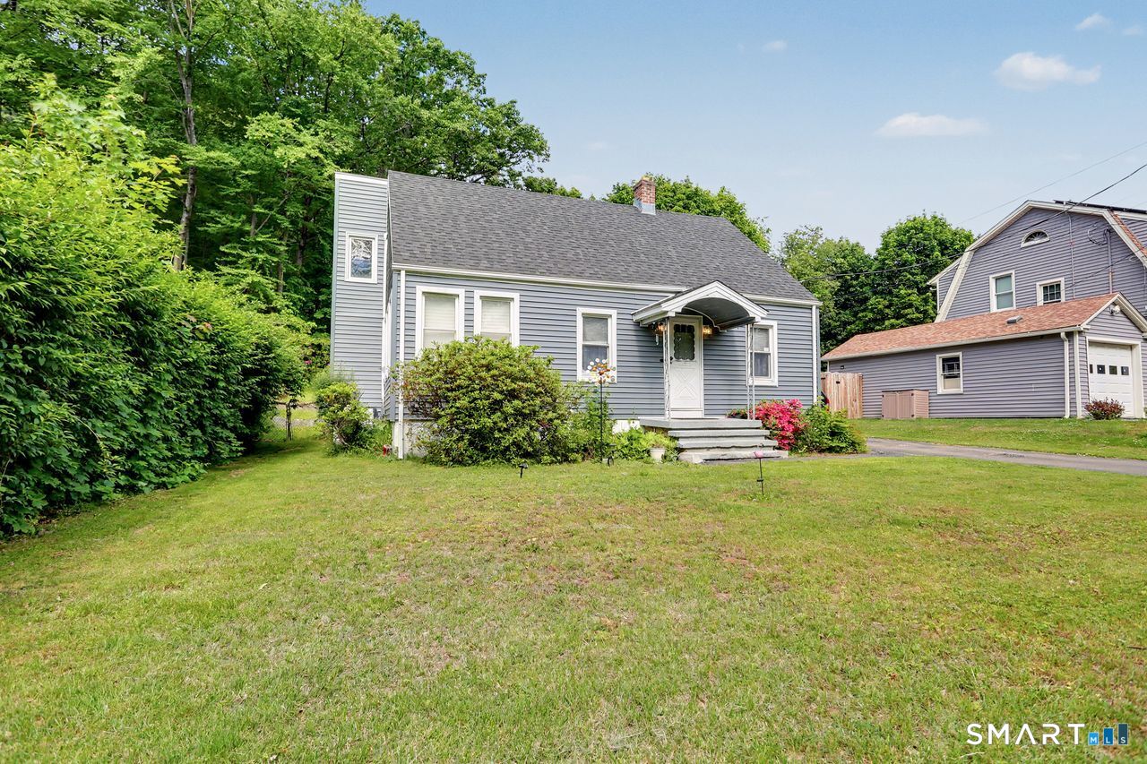 140 Emmett Avenue Derby CT 06418