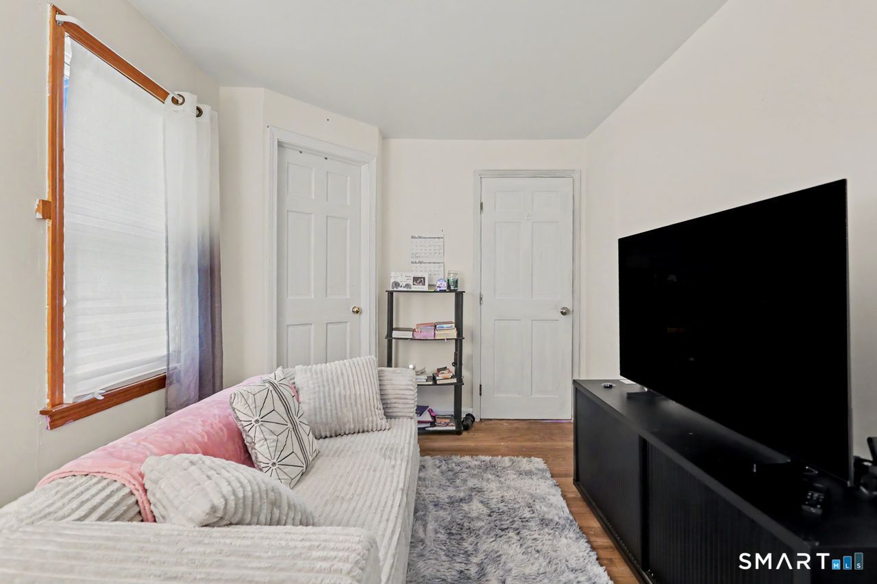 140 Emmett Avenue Derby CT 06418