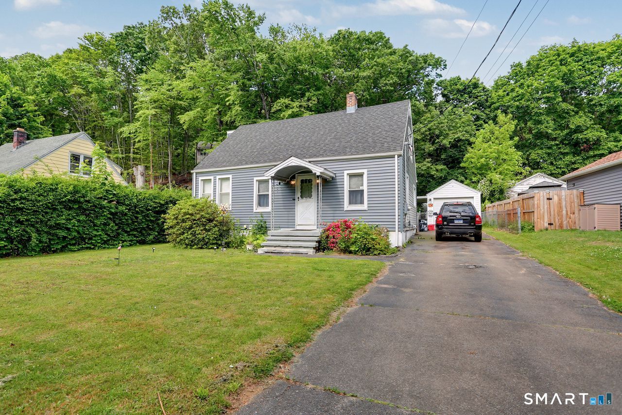 140 Emmett Avenue Derby CT 06418