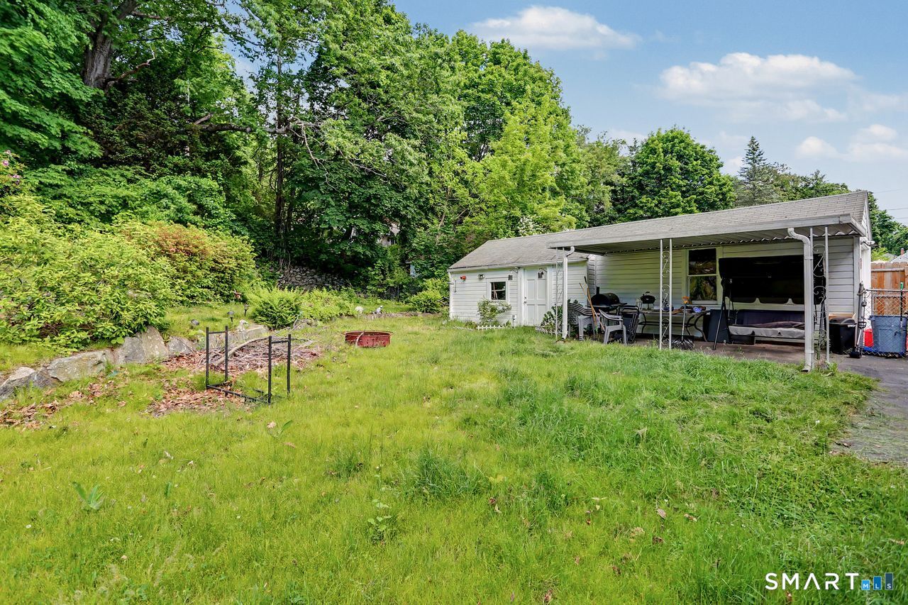 140 Emmett Avenue Derby CT 06418