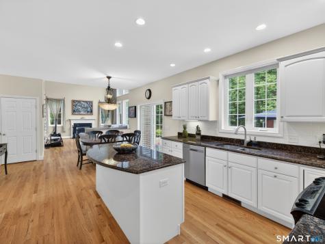 15 Harvest Glen East Lyme CT 06333