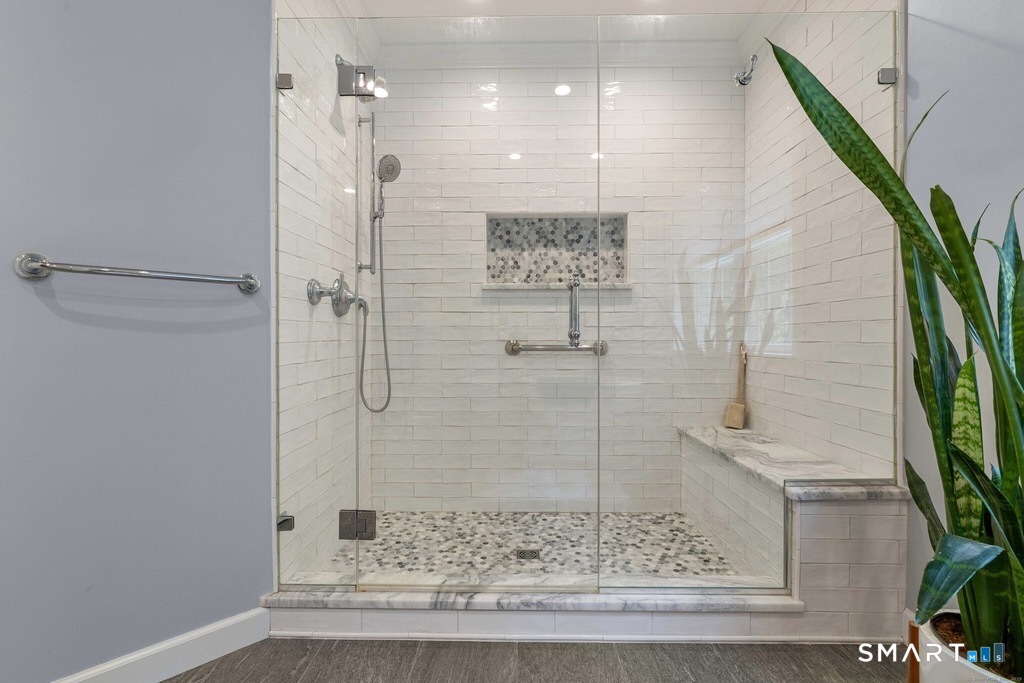 15 Harvest Glen East Lyme CT 06333