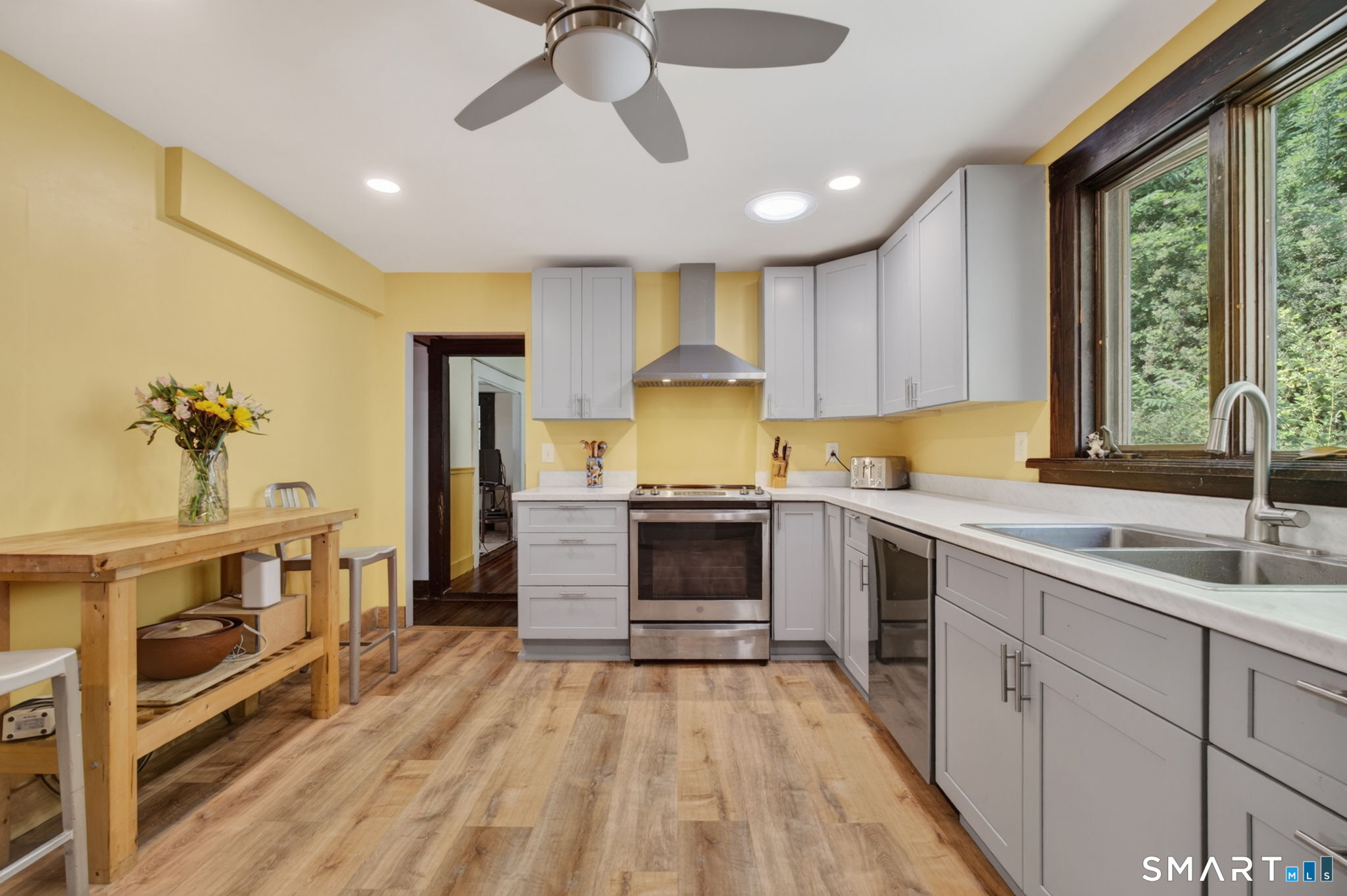 79 River Street Deep River CT 06417