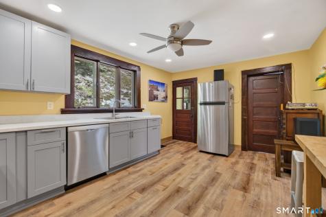 79 River Street Deep River CT 06417
