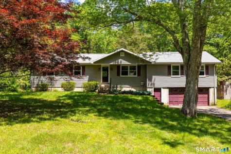 12 Stanton Lane Preston CT 06365