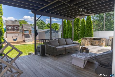 18 Waverly Road Branford CT 06405