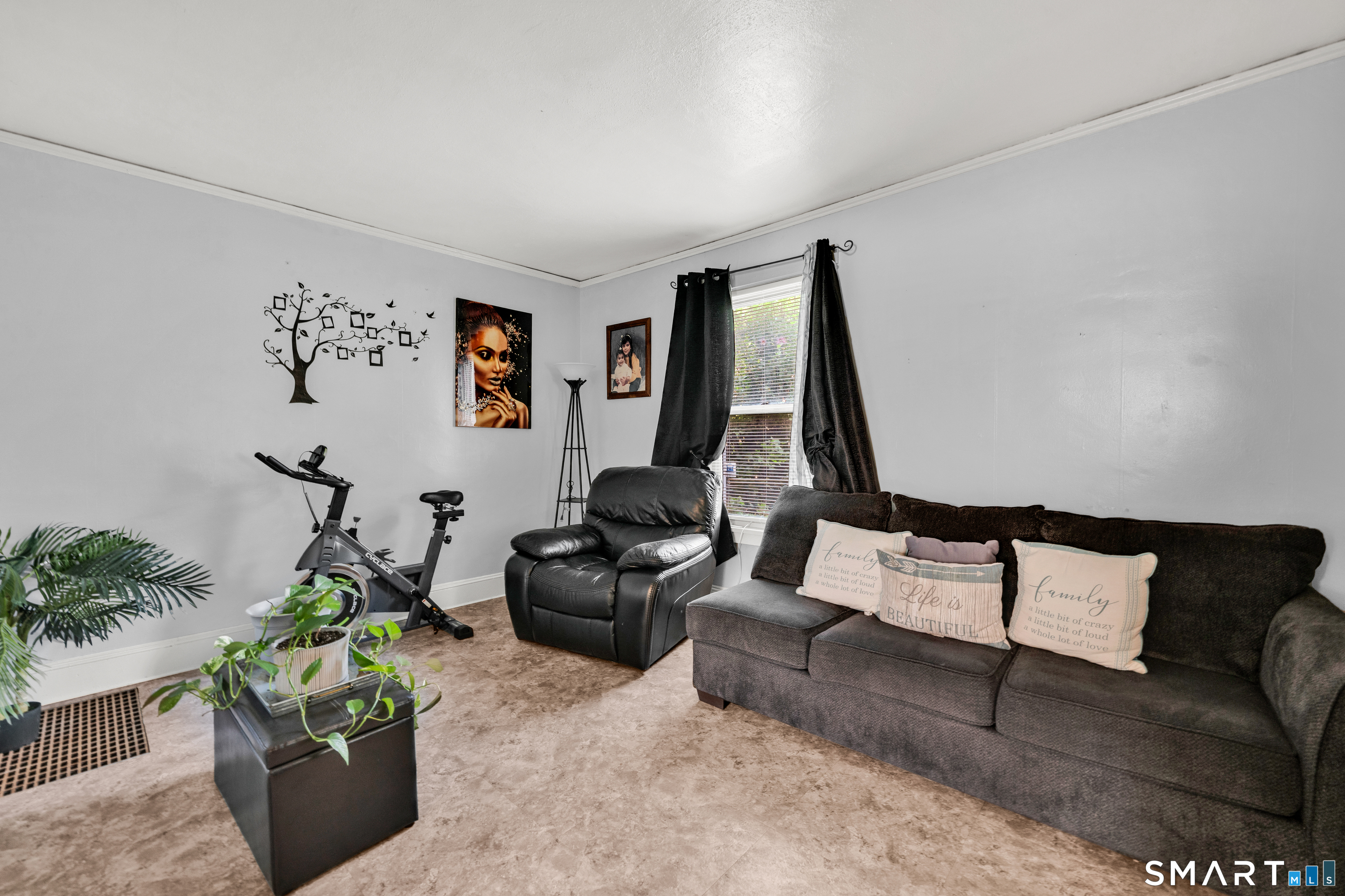 250 Hillside Avenue Hartford CT 06106