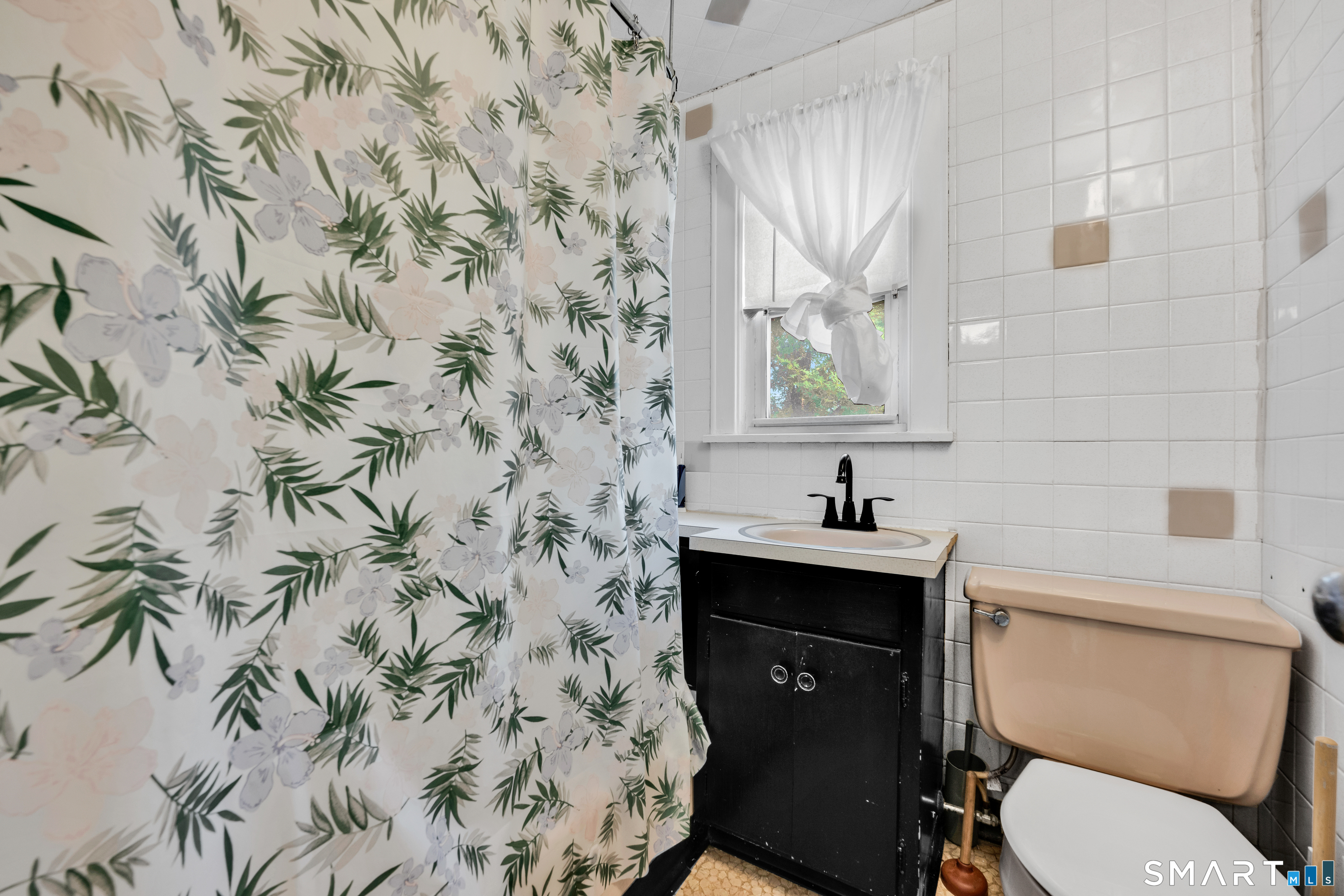 250 Hillside Avenue Hartford CT 06106