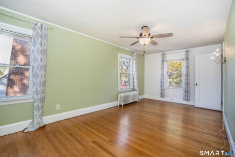 74 Arnoldale Road West Hartford CT 06119