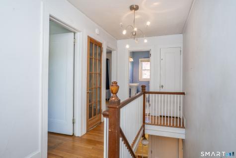 74 Arnoldale Road West Hartford CT 06119