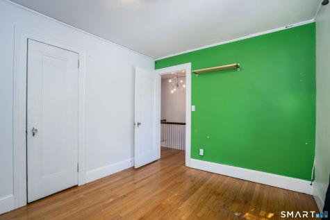 74 Arnoldale Road West Hartford CT 06119