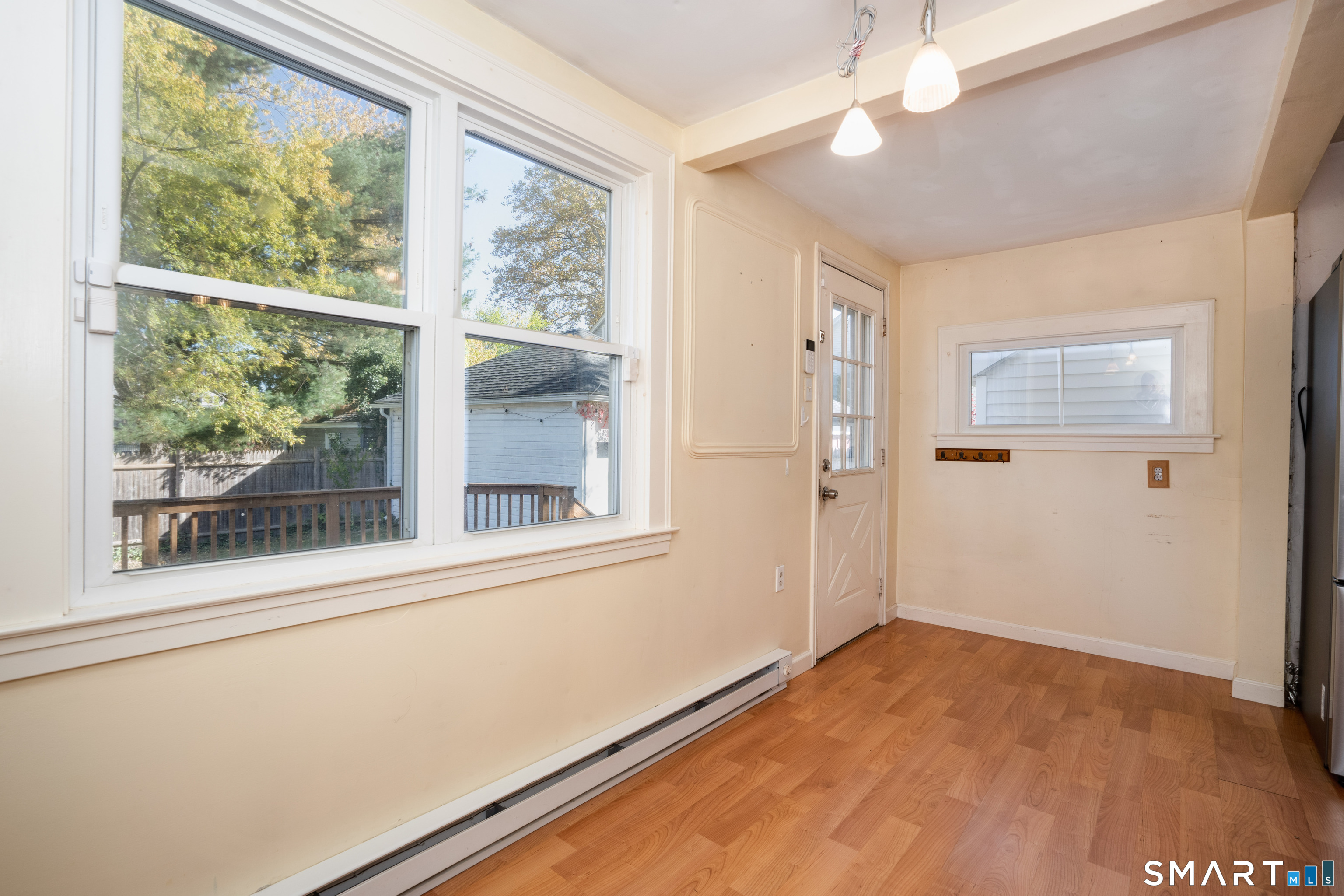 74 Arnoldale Road West Hartford CT 06119