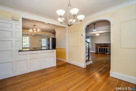 74 Arnoldale Road West Hartford CT 06119